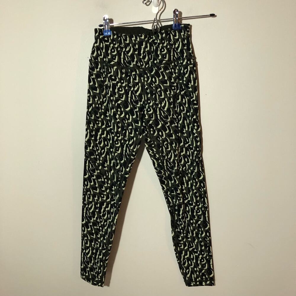 Sweaty Betty Power High-Rise 7/8 Leggings green and black leopard print XS